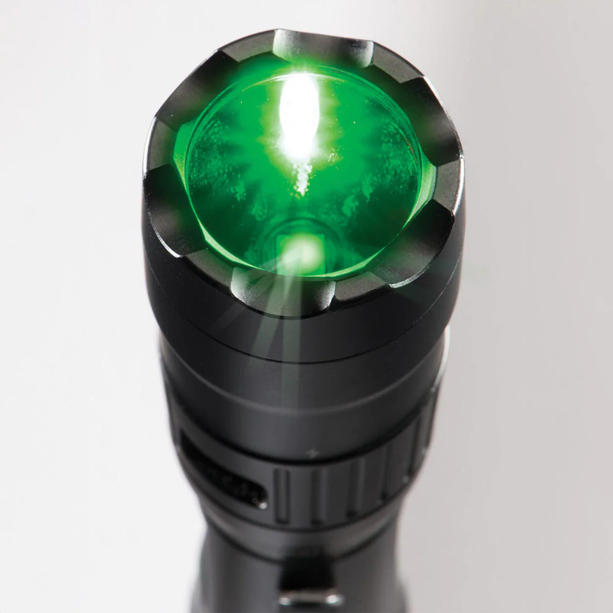 PELICAN 7600 TACTICAL FLASHLIGHT - Image 9