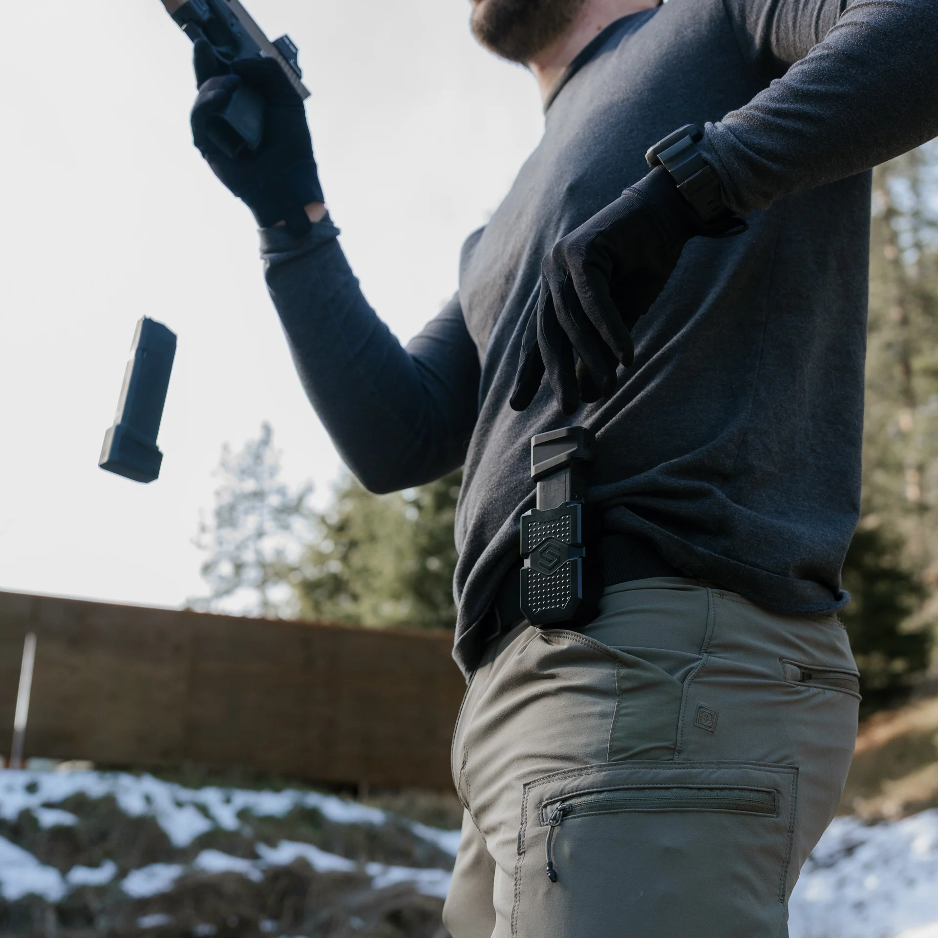UNIVERSAL MAG CARRIER - Image 8